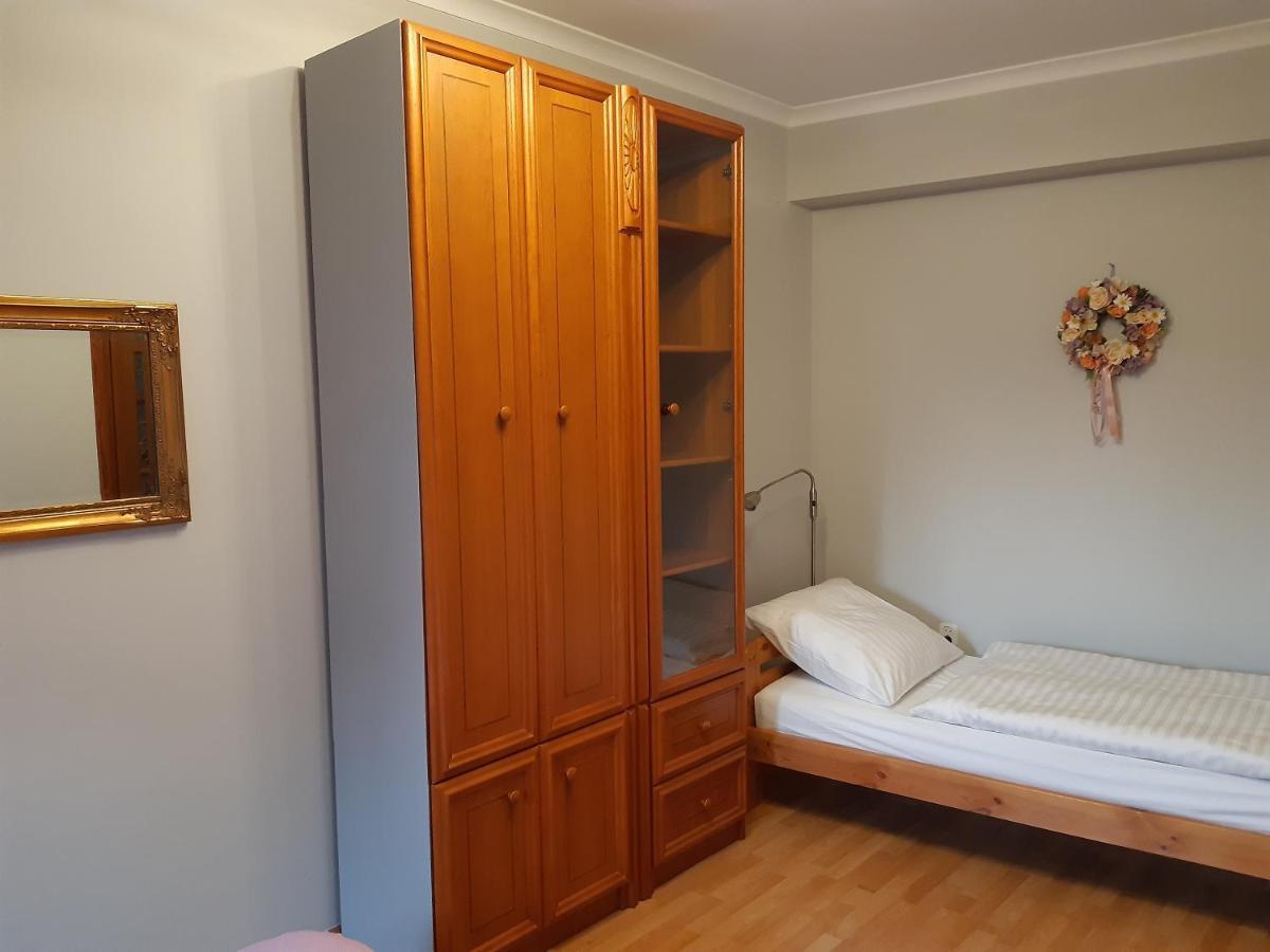 Secesja House Apartment Oswiecim Bagian luar foto